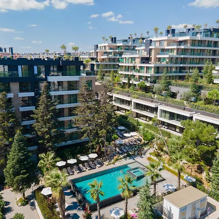 Апартаменты Wonderful Azur Panorama Spa, Pool And Fitness Святые Константин и Елена