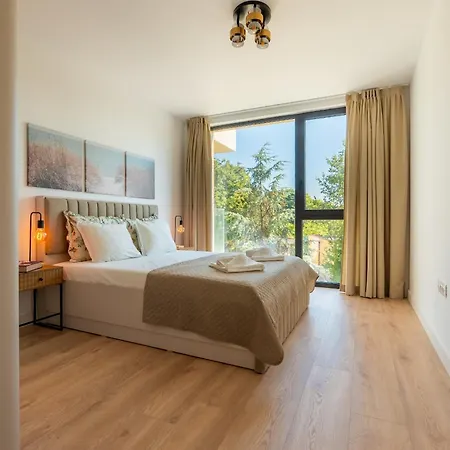 Wonderful Azur Panorama Spa, Pool And Fitness Апартаменты *